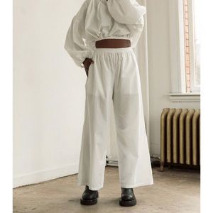 BOHÊME GOODS base trousers in white